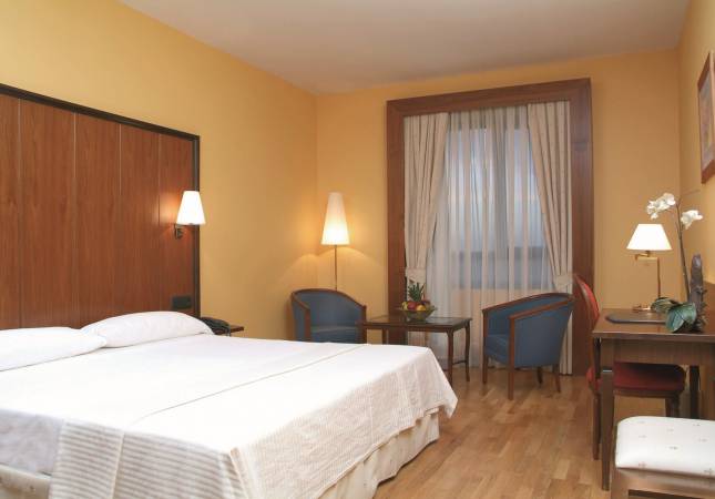 Románticas habitaciones en Salamanca Forum Resort Hotel & Spa Doña Brigida. Relájate con nuestra oferta en Salamanca